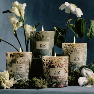 Stately Bouquet Scented Candle - Liberty