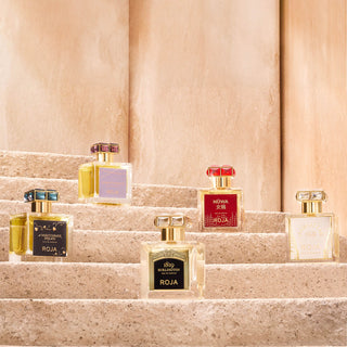 Roja Parfums boccette della linea Art Collection con tappi in vetro colorato.