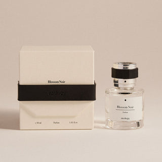 Blossom Noir - Sisology